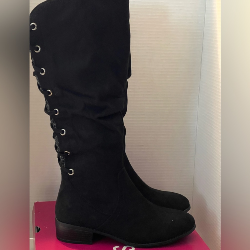 So Othonna boots